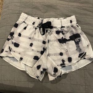 Lululemon patterned shorts